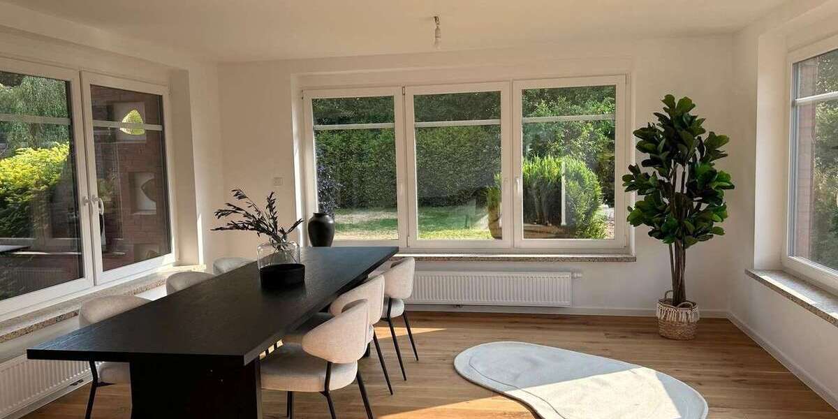 Einfamilienhaus Upgant-Schott Schott - 10 Zimmer, 250 m&sup2;, 2.200&euro; | Angebot:25541539