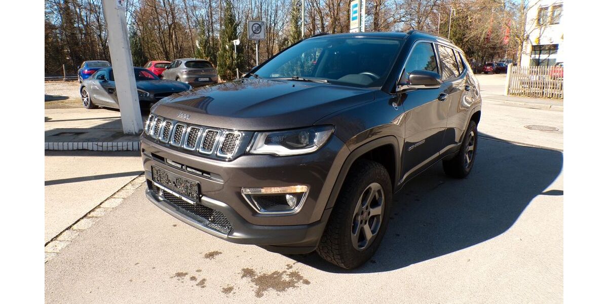 Jeep Compass 153.700 km 13.900 &euro; Krailling bei München 82152