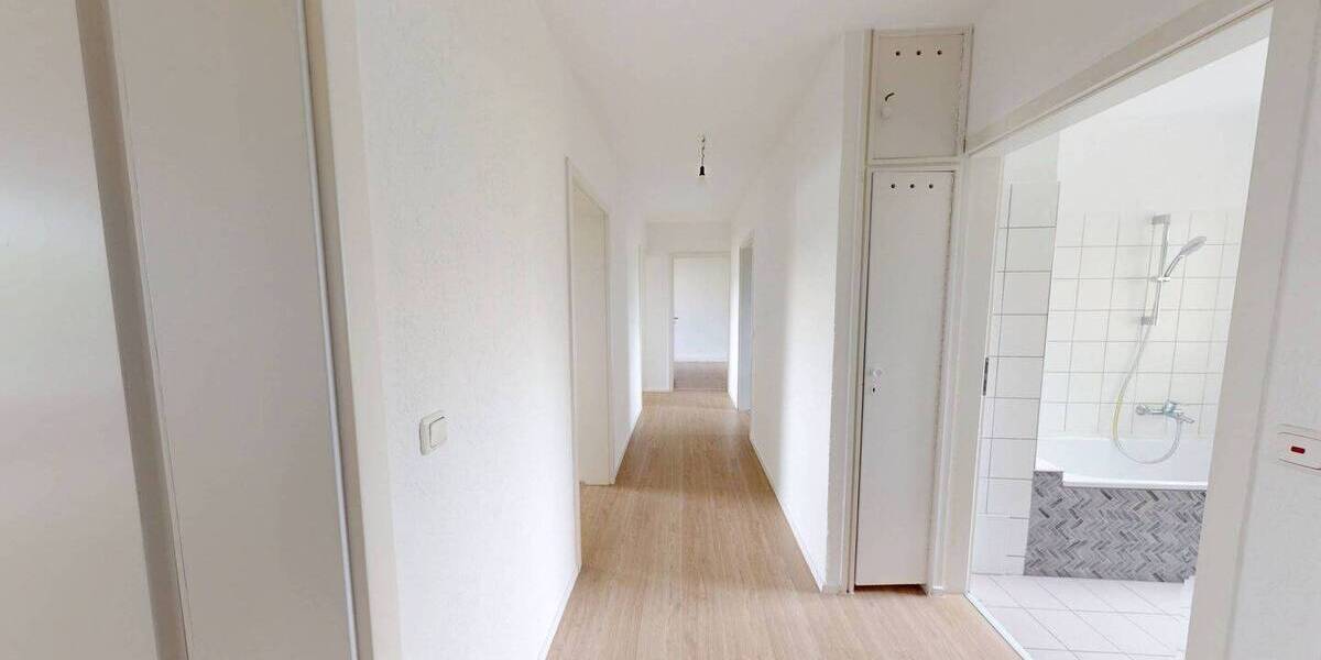 Etagenwohnung Roding Kienholz - 4 Zimmer, 88 m&sup2;, 730&euro; | Angebot:26797779