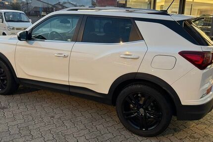 SsangYong Korando 49.000 km 16.900 &euro; Bürstadt - Bobstadt 68642