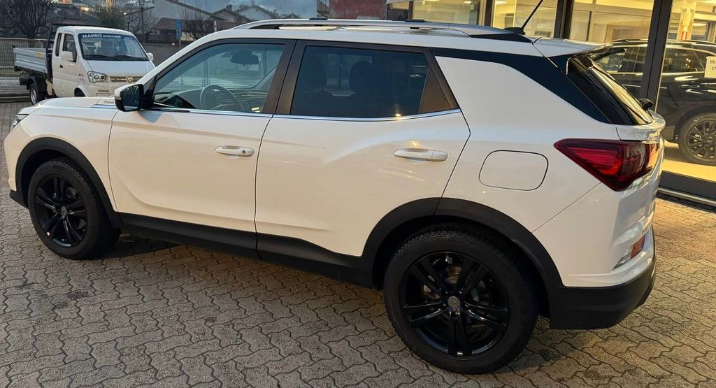 SsangYong Korando 49.000 km 16.900 &euro; Bürstadt - Bobstadt 68642