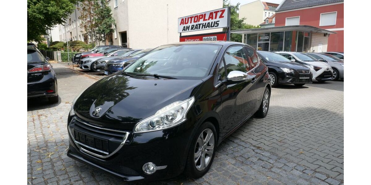 Peugeot 208 70.317 km 8.950 &euro; Berlin-Tempelhof 12105
