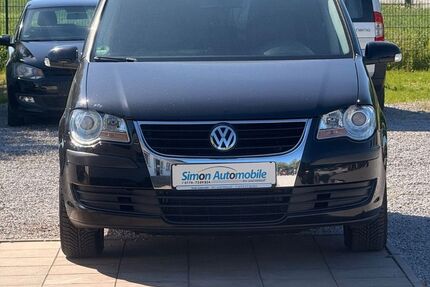 VW Touran 157.500 km 5.499 &euro; Preußisch Oldendorf 32361