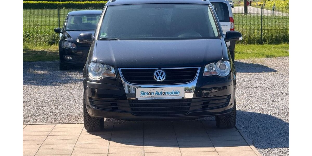VW Touran 157.500 km 5.499 &euro; Preußisch Oldendorf 32361