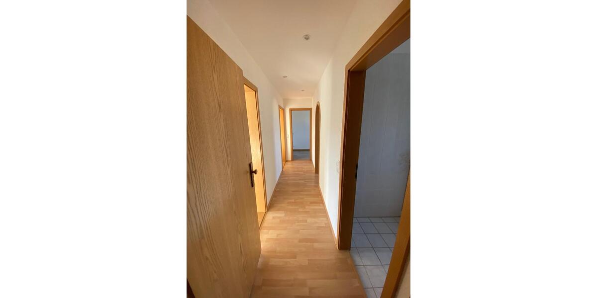 Etagenwohnung Wildenfels - 3 Zimmer, 60 m&sup2;, 39.500&euro; | Angebot:27427225