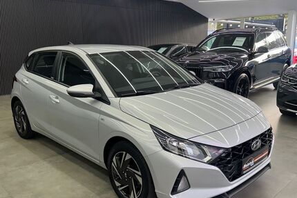 Hyundai i20 88.997 km 14.950 € Berlin 12357