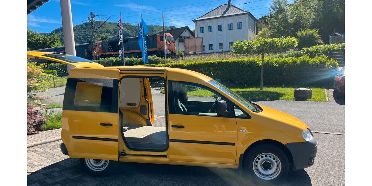 VW Caddy 110.000 km 6.750 &euro; Finnentrop 57413