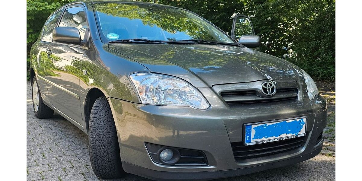 Toyota Corolla 192.000 km 3.900 &euro; Unterfoehring 85774
