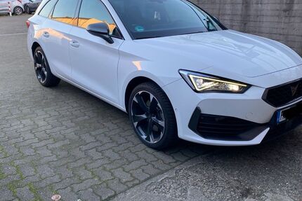 Cupra Leon 71.000 km 22.480 &euro; Hamburg 22149