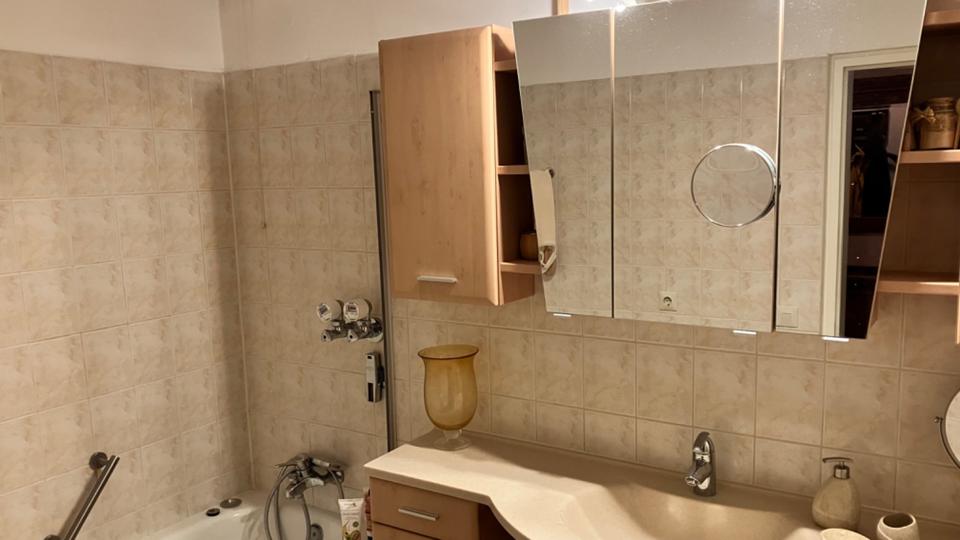 Etagenwohnung Esslingen am Neckar Hegensberg - 3 Zimmer, 90 m&sup2;, 390.000&euro; | Angebot:25173599