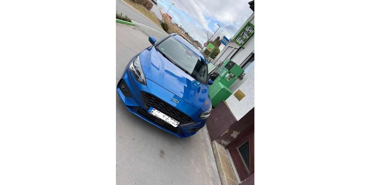 Ford Focus 100.957 km 12.900 &euro; Emskirchen 91448