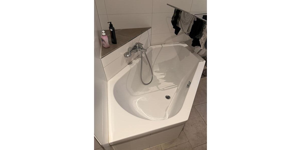 Etagenwohnung Friedland - 4 Zimmer, 107 m&sup2;, 1.280&euro; | Angebot:23831303