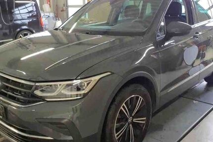 VW Tiguan 62.102 km 27.490 &euro; Neureichenau 94089