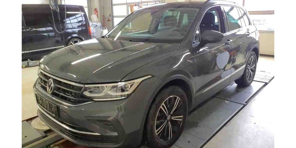 VW Tiguan 62.102 km 27.490 &euro; Neureichenau 94089