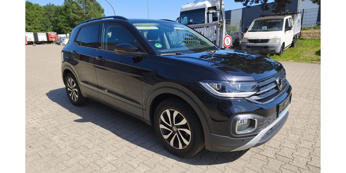 VW T-Cross 17.063 km 16.990 &euro; Bad Oldesloe 23843