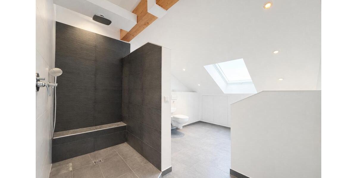 Traumhaft schöne Mietwohnung mit Stellplatz in Pulheim 3 zimmer