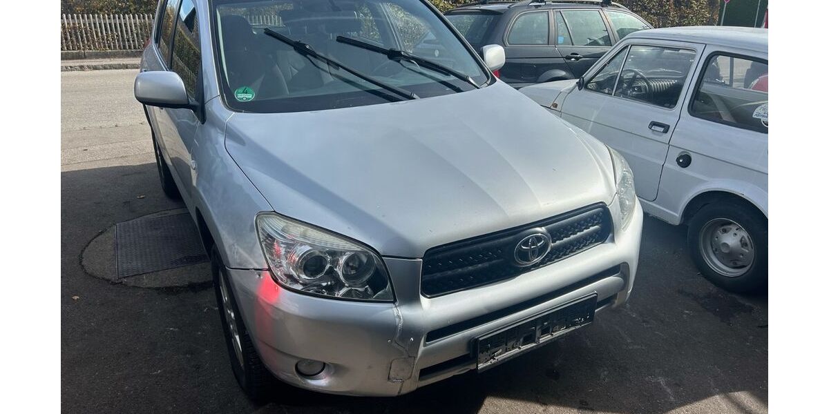 Toyota RAV 4 260.000 km 4.890 &euro; Wielenbach 82407