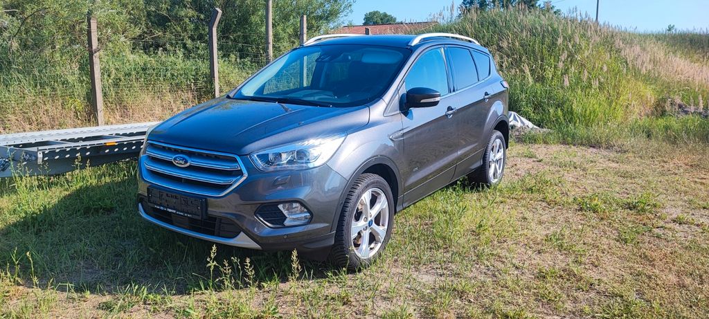Ford Kuga 148.500 km 13.100 &euro; Dömitz 19303