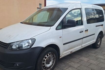 VW Caddy Maxi 335.650 km 2.890 &euro; Tangermünde 39590