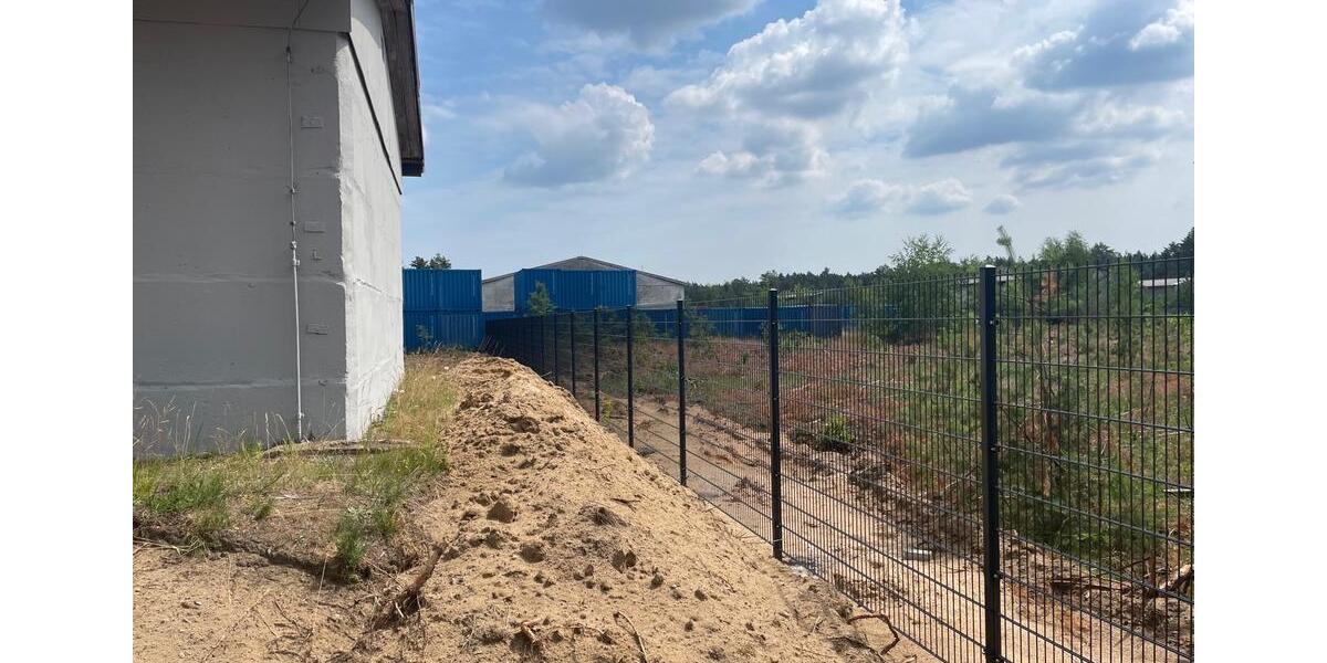 Lagerhalle u. Außenflächen zu vermieten ab Januar 2026 zimmer