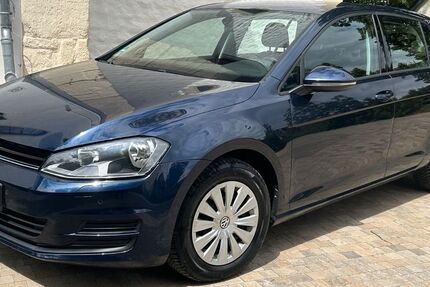 VW Golf 158.000 km 8.100 &euro; Saulheim 55291