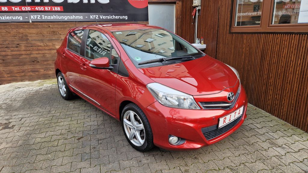 Toyota Yaris 40.000 km 9.980 &euro; Berlin 10627
