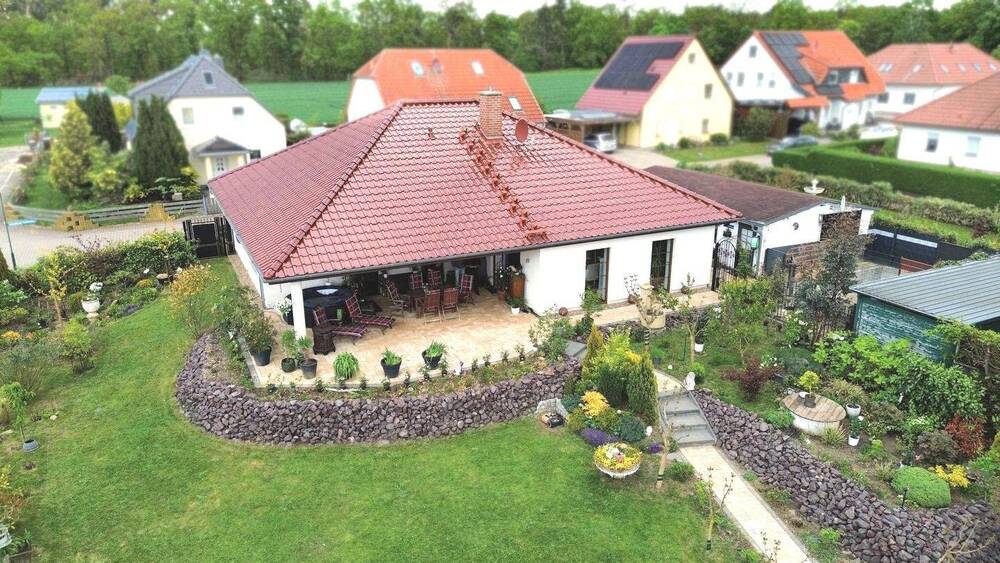 Bungalow Bismark (Altmark) Schernikau - 4 Zimmer, 145 m&sup2;, 399.000&euro; | Angebot:26672296