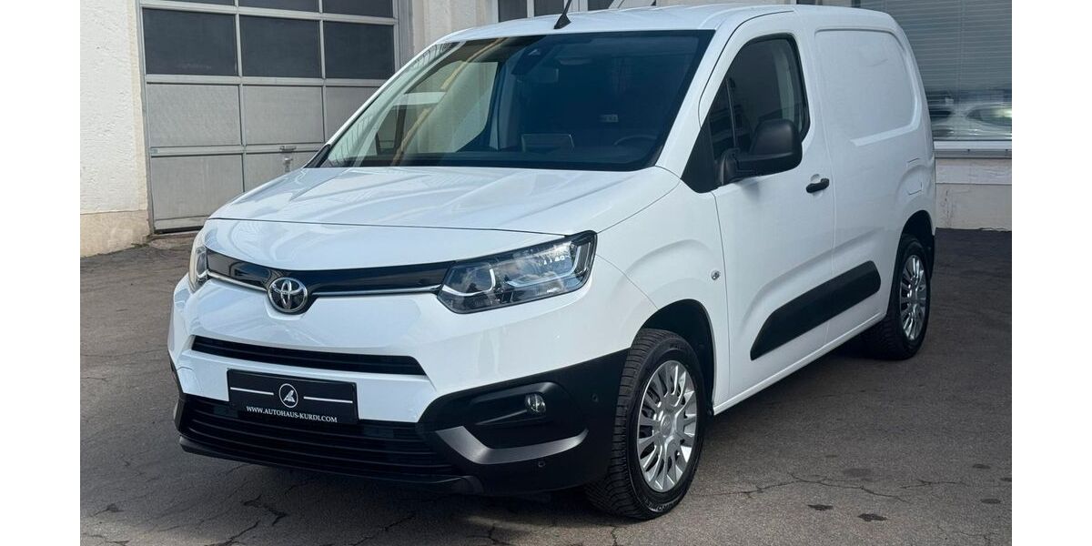Toyota Proace City 88.727 km 14.490 &euro; Willmering 93497