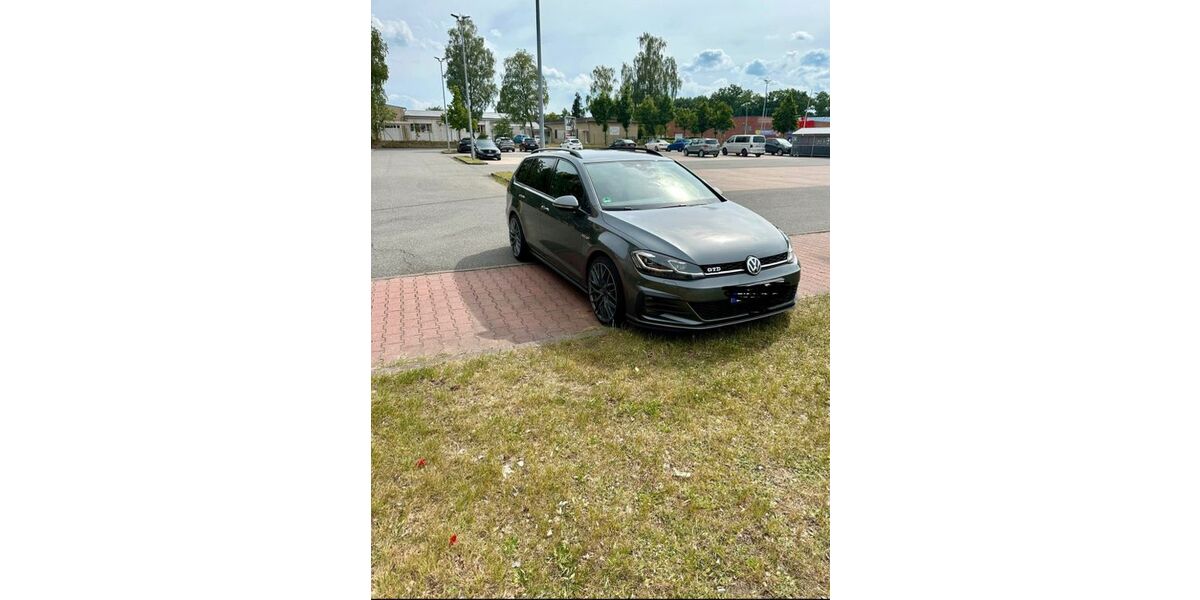 VW Golf 155.000 km 17.600 &euro; Norderstedt 22844