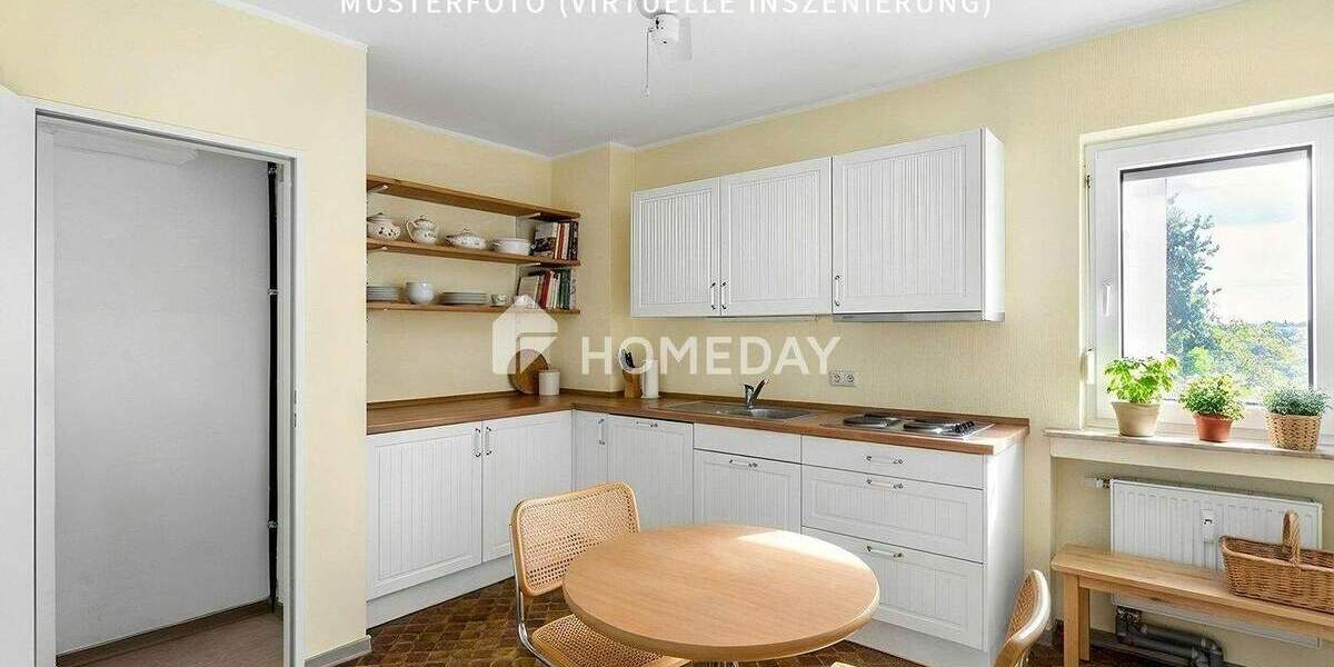 Großzügiges Wohngefühl: Lichtdurchflutete 4-Zimmer-Wohnung mit Westbalkon und Blick ins Grüne 4 zimmer