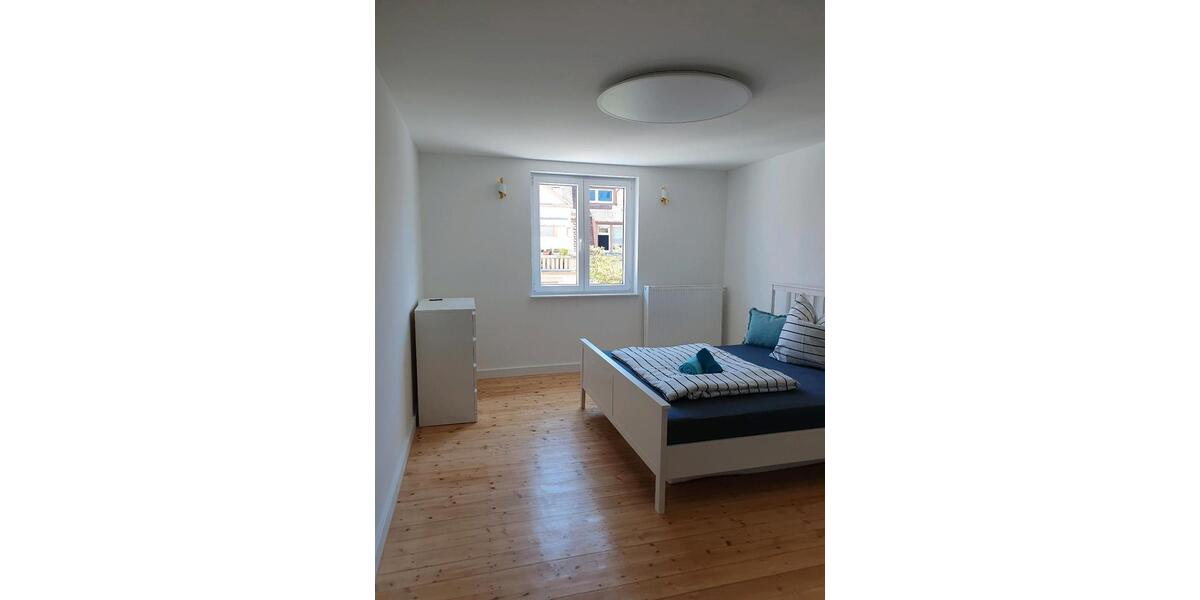 Etagenwohnung Eggenstein-Leopoldshafen Leopoldshafen - 4 Zimmer, 110 m&sup2;, 3.000&euro; | Angebot:24772644