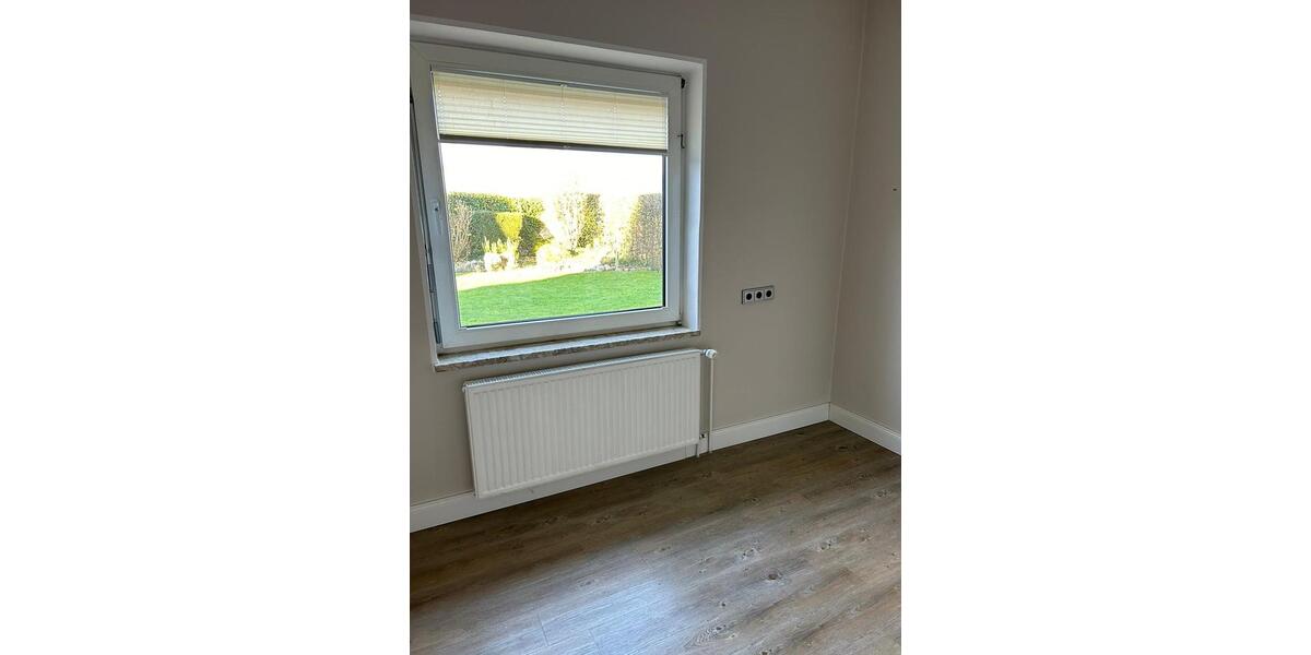 Einfamilienhaus Brunsbüttel - 5.5 Zimmer, 108 m&sup2;, 1.200&euro; | Angebot:26382508