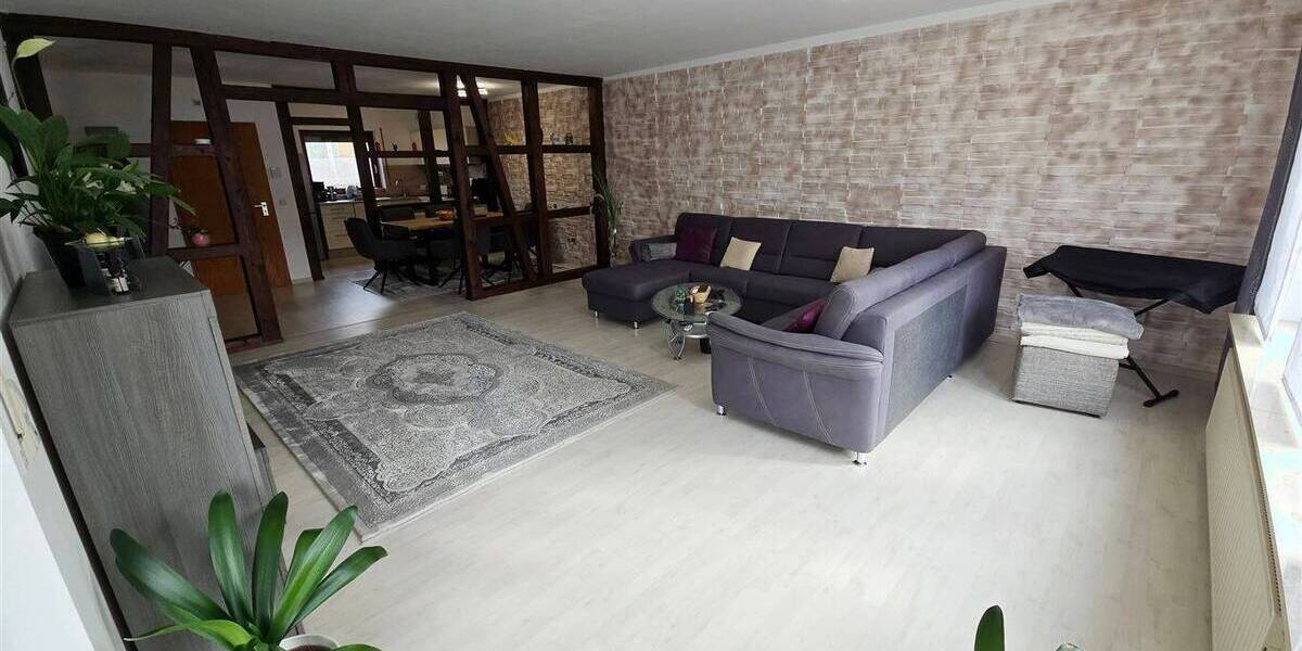 Reihenendhaus Poppenhausen Kützberg - 7 Zimmer, 179 m&sup2;, 429.000&euro; | Angebot:26777843