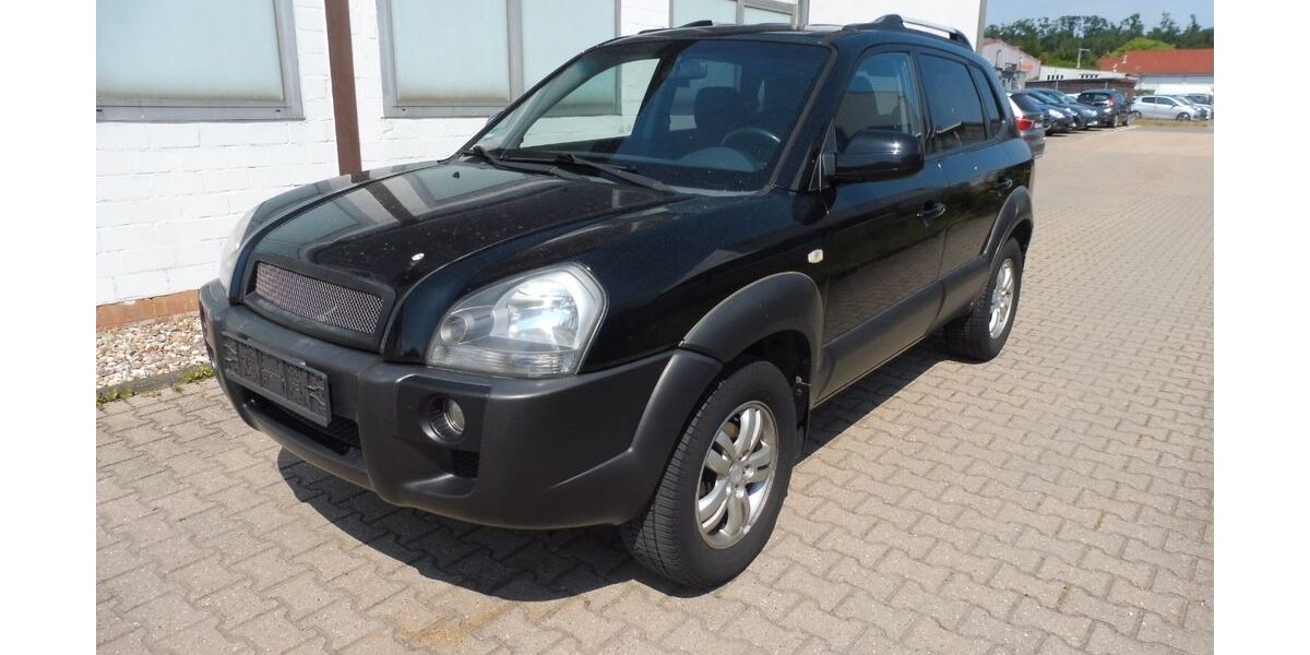 Hyundai TUCSON 133.000 km 3.990 &euro; Eschweiler 52249