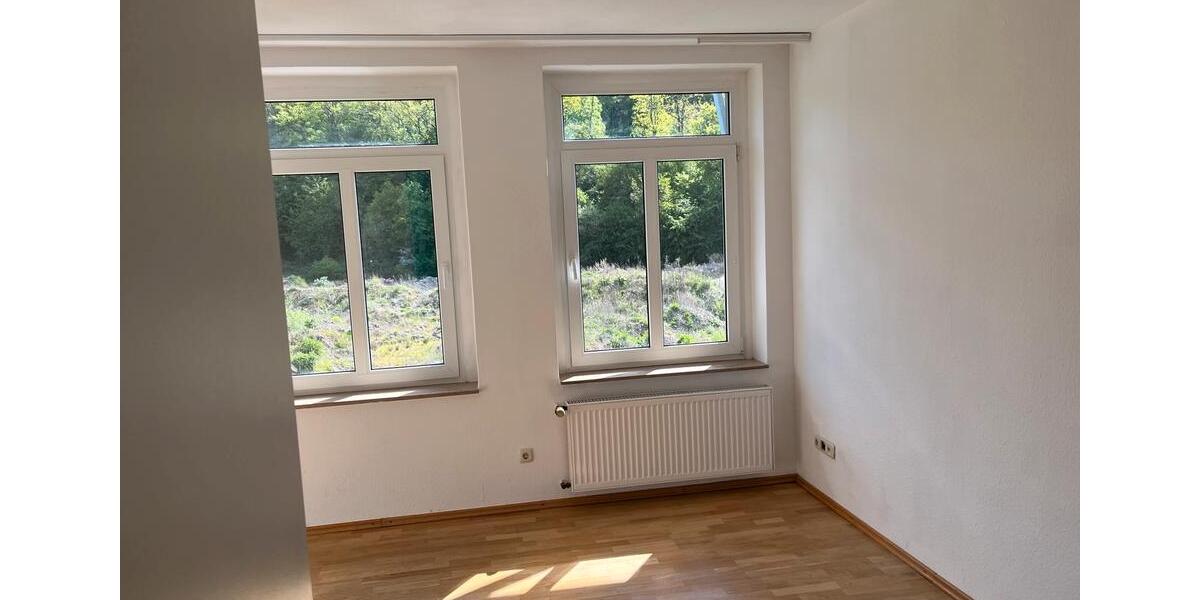 Etagenwohnung Bad Münstereifel - 3 Zimmer, 100 m&sup2;, 1.160&euro; | Angebot:26311892