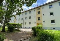 Wohnen in der Pausitzer Delle! Gemütliche 2,5 Zimmer Wohnung mit Balkon