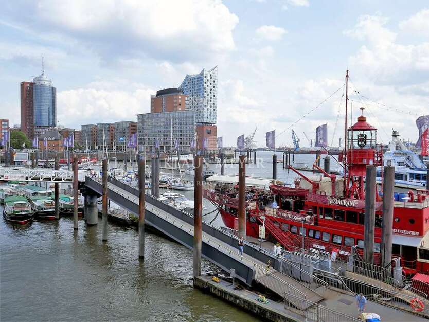 Büro in Hamburg 12.271,88 € 481.25 m²