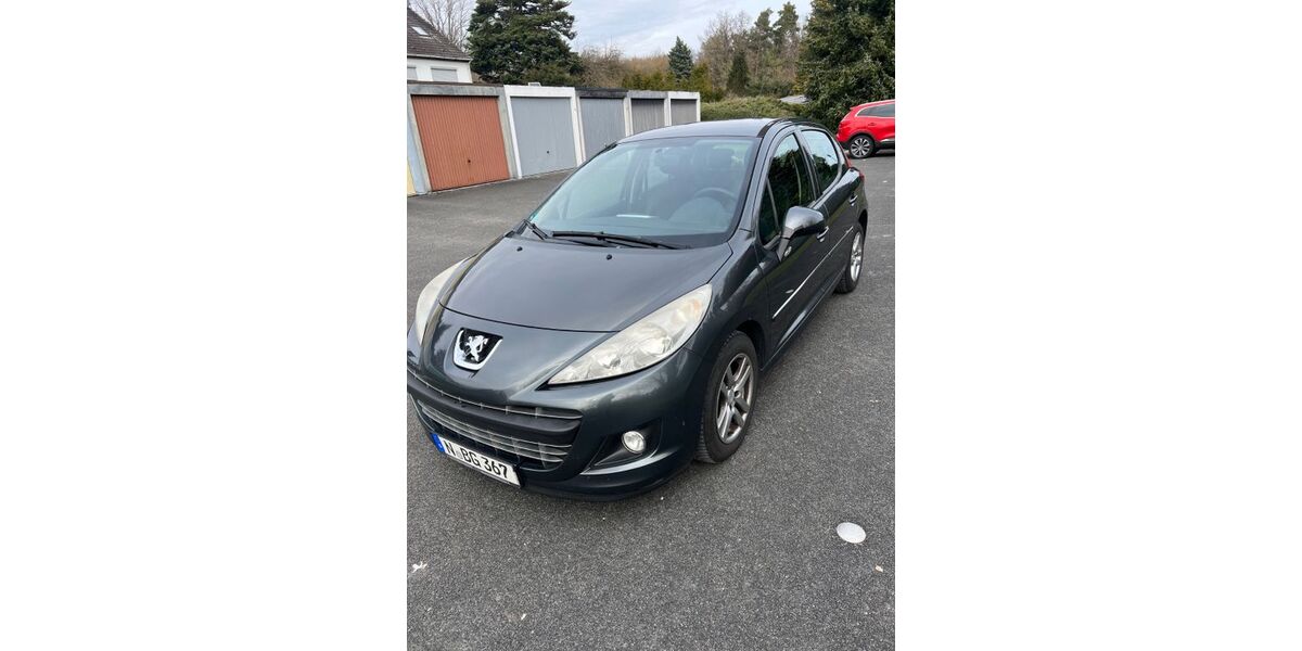 Peugeot 207 147.500 km 2.650 &euro; Nürnberg 90482