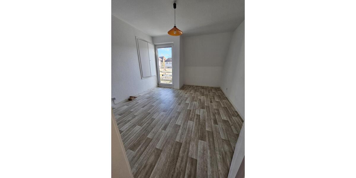 Einfamilienhaus Lauenförde - 3 Zimmer, 160 m&sup2;, 199.000&euro; | Angebot:26272982