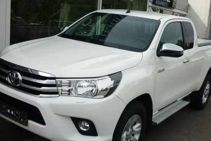 Toyota Hilux 93.800 km 31.900 &euro; Eggesin 17367