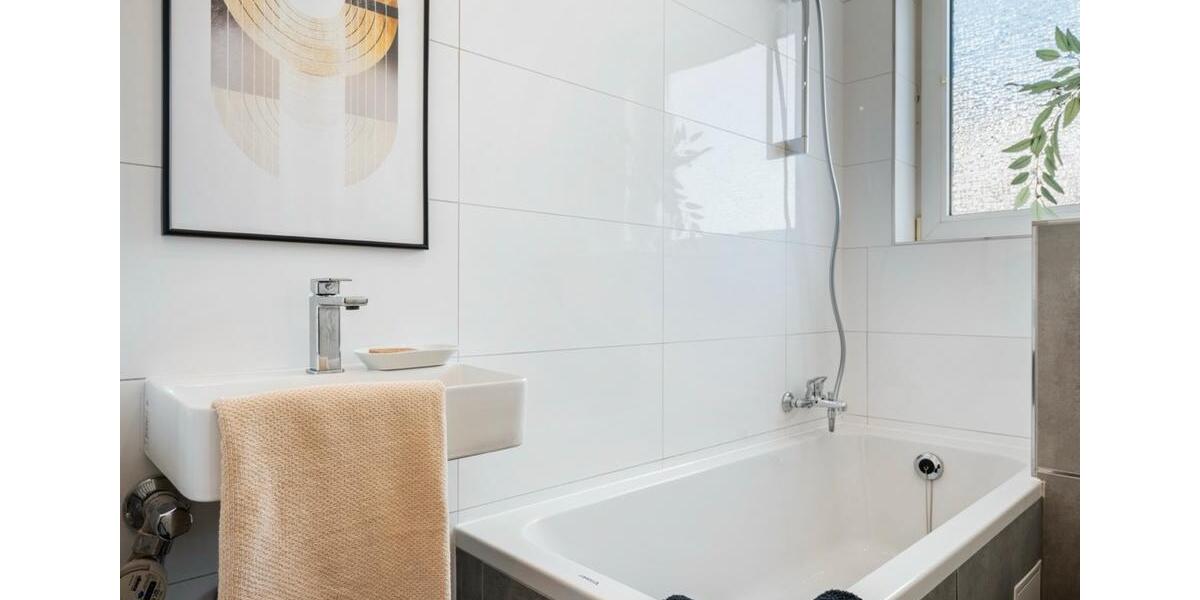 Etagenwohnung Bad Homburg vor der Höhe Gonzenheim - 3 Zimmer, 76 m&sup2;, 1.850&euro; | Angebot:26385285