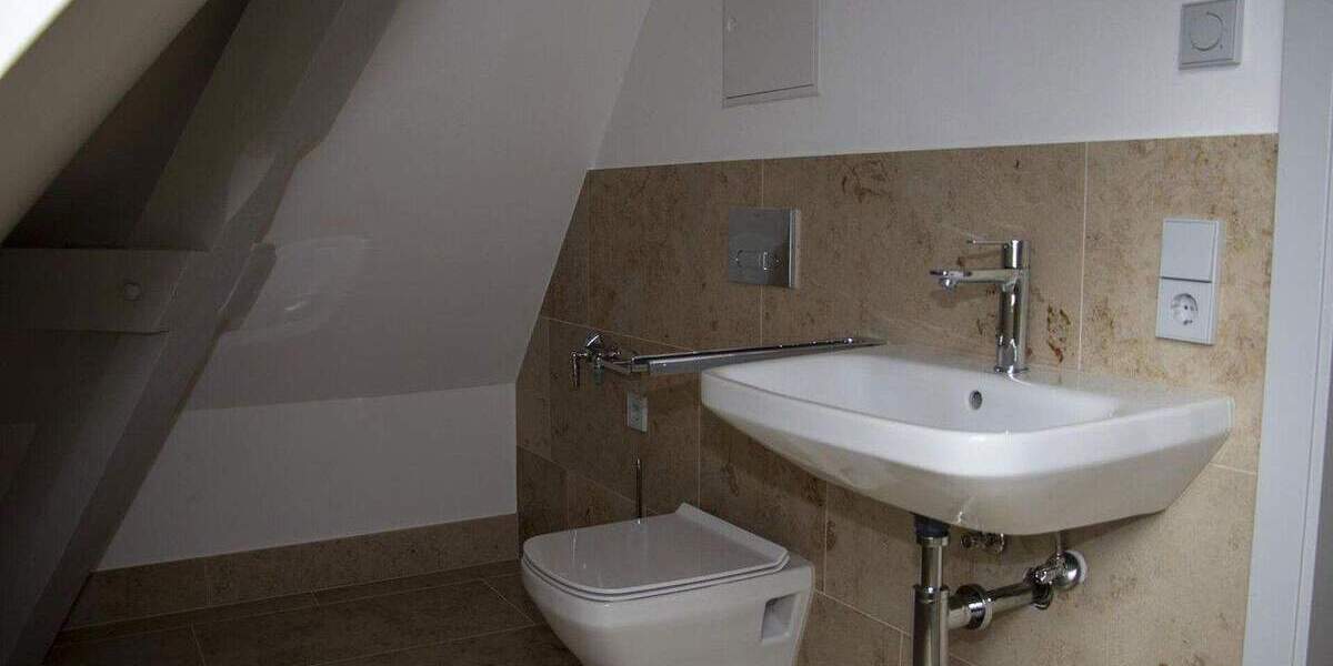 Etagenwohnung Buckow - 3 Zimmer, 86 m&sup2;, 1.038&euro; | Angebot:26173699