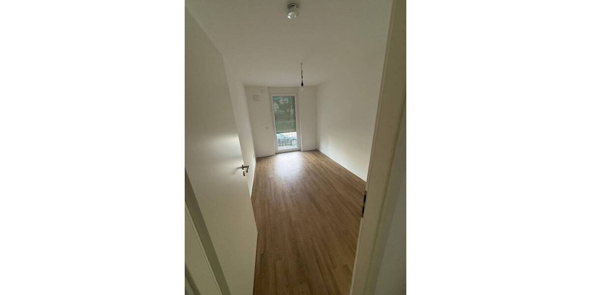 Etagenwohnung Esslingen am Neckar Weil - 3 Zimmer, 80 m&sup2;, 1.295&euro; | Angebot:26189583