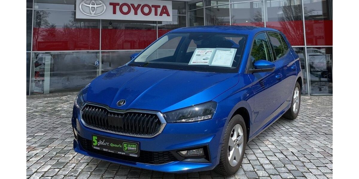Skoda Fabia 16.344 km 15.490 &euro; München 80687
