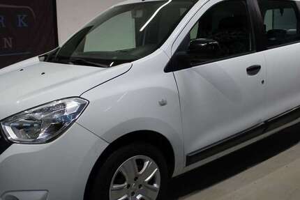 Dacia Lodgy 272.300 km 7.499 € Heilbronn 74080