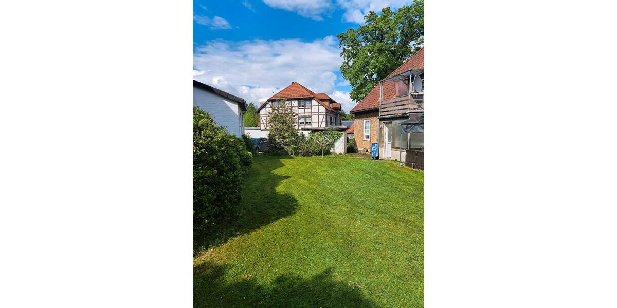 Mehrfamilienhaus, Wohnhaus Hankensbüttel - 12 Zimmer, 220 m&sup2;, 185.000&euro; | Angebot:26875547