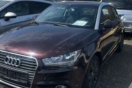 Audi A1 163.300 km 4.950 &euro; Niederlauer 97618
