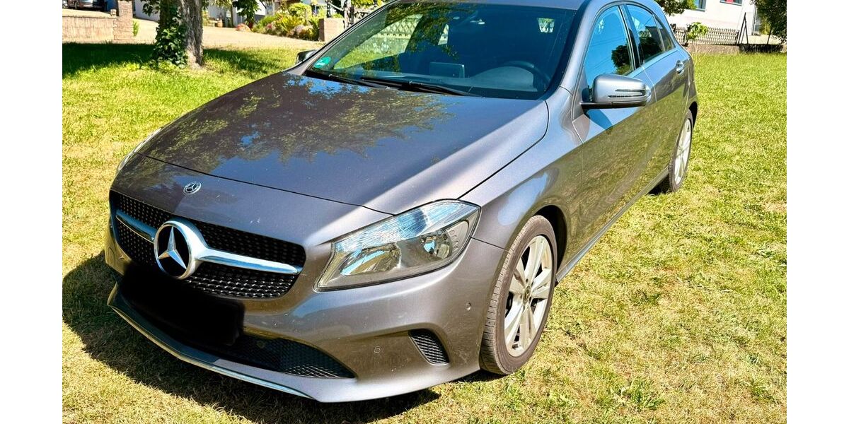 Mercedes-Benz A 180 135.000 km 14.200 &euro; Horhausen 56379