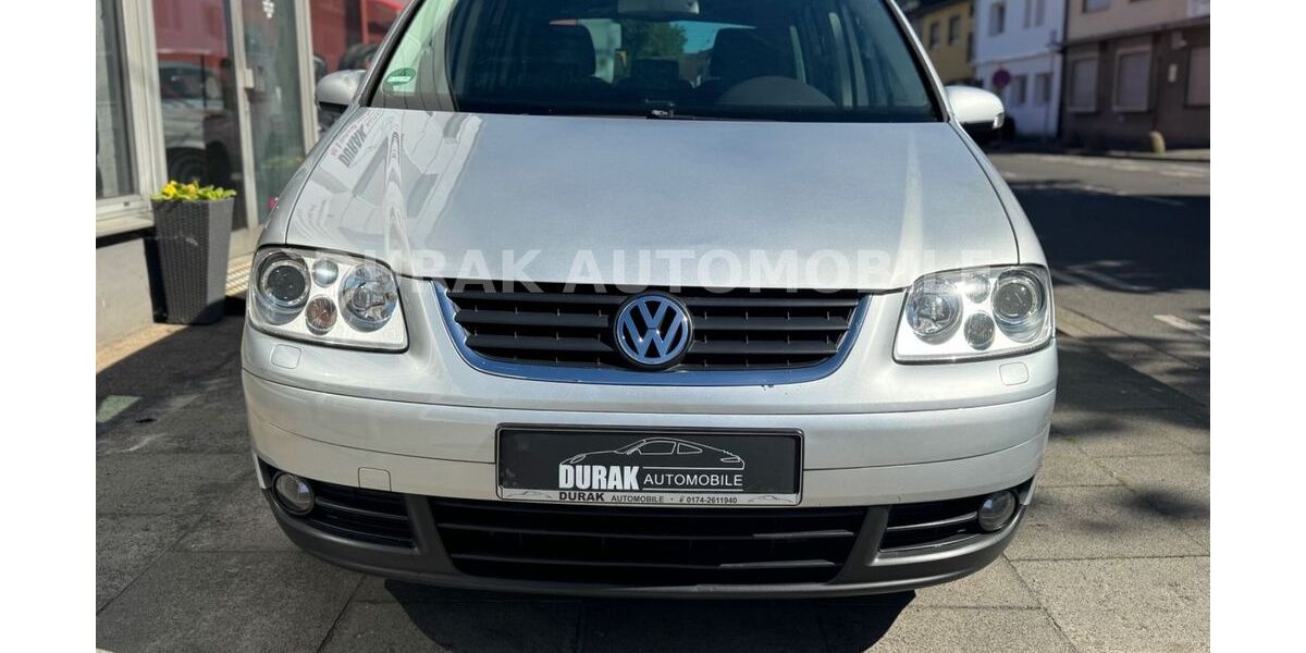 VW Touran 270.500 km 2.700 &euro; Siegburg 53721