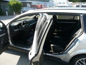 Opel Vectra 2.2 DTI Kombi 119.000 km 7.490 € Nürtingen 72622